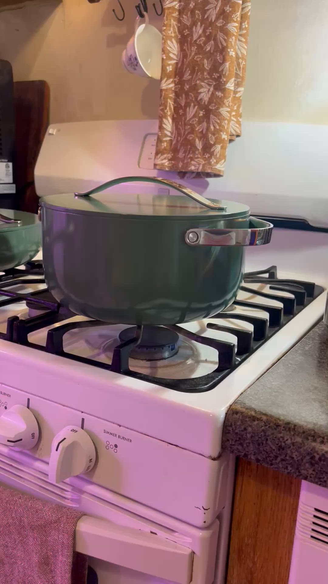 Customer-uploaded video. Click to see more details.